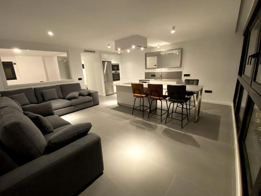Estupendo Apartamento En Planta 22. 1ª Linea. Apartment Benidorm Ngoại thất bức ảnh